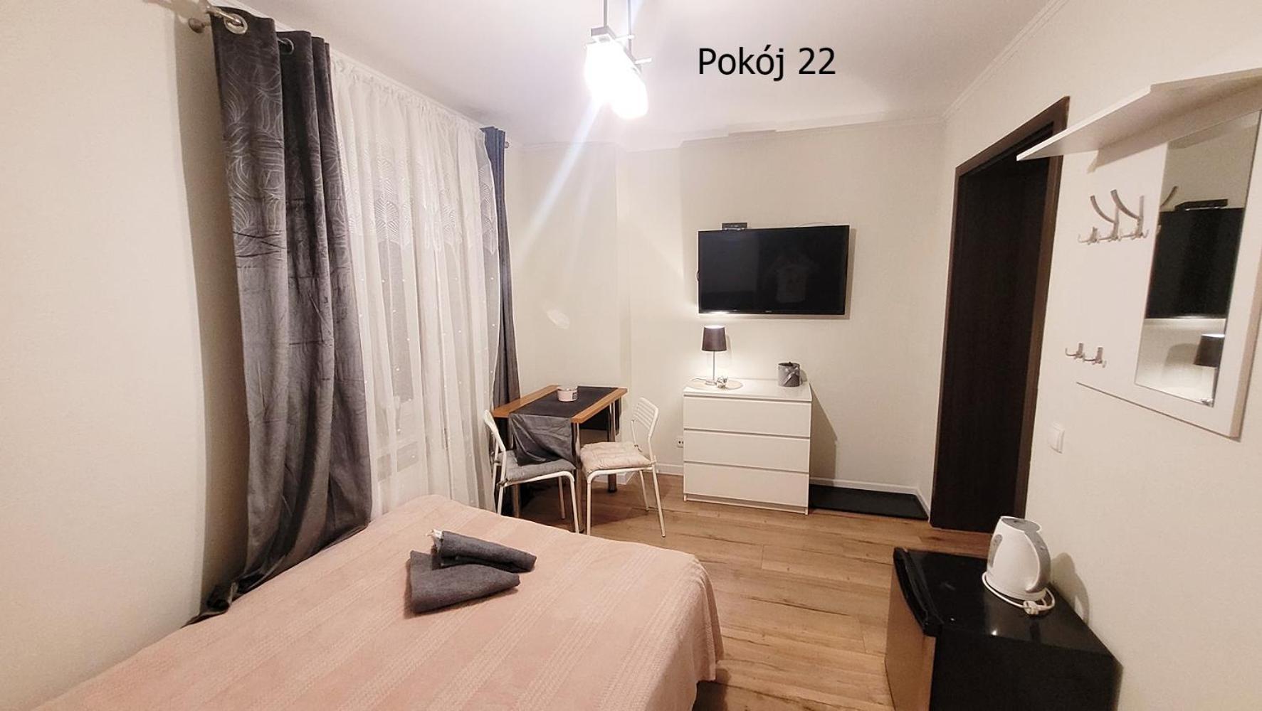 库瑞尼卡慕斯卡Pod Debem住宿加早餐旅馆 外观 照片
