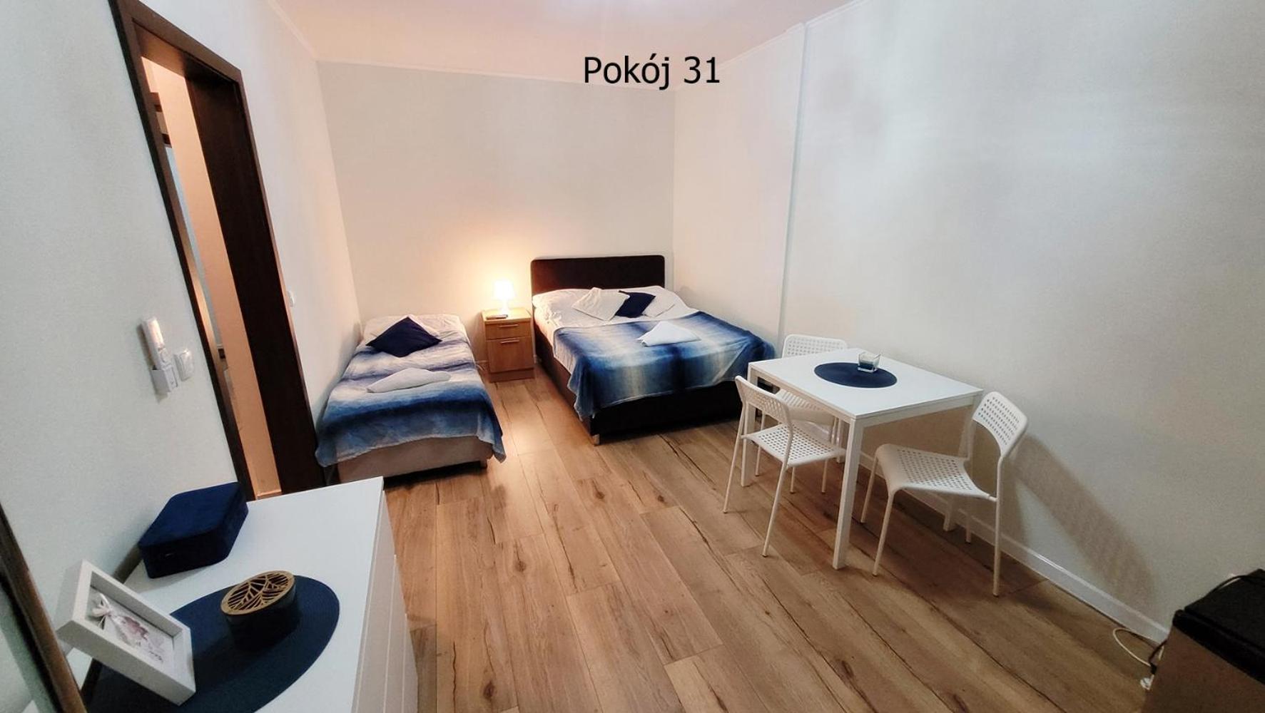 库瑞尼卡慕斯卡Pod Debem住宿加早餐旅馆 外观 照片